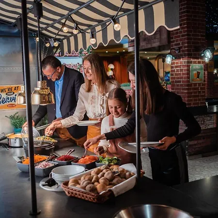 Plopsaland Theater Hotel