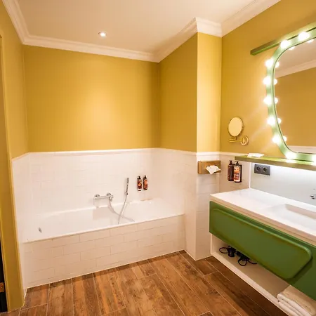 Hotel Plopsaland Theater 4*