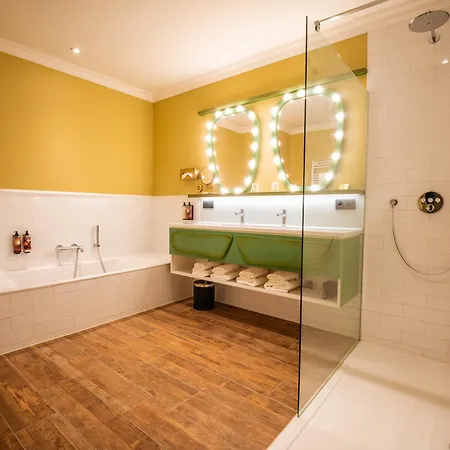 Plopsaland Theater 4* De Panne