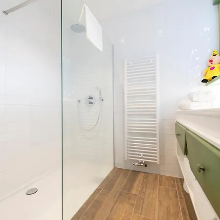 Plopsaland Theater Hotell 4*
