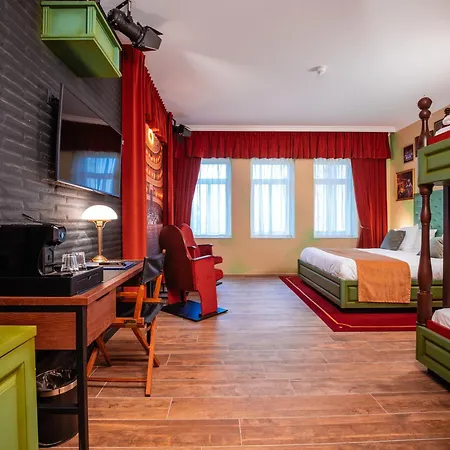 Plopsaland Theater 4*