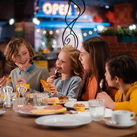 Plopsaland Theater 4* De Panne