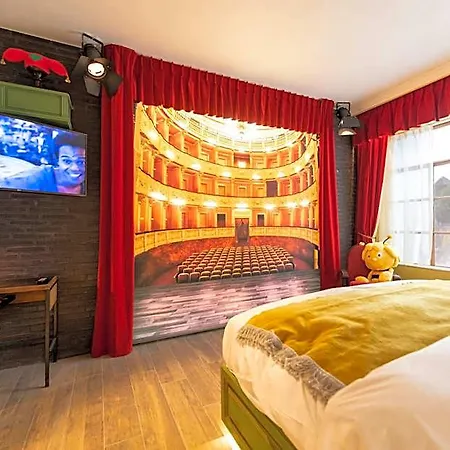 Plopsaland Theater 4*