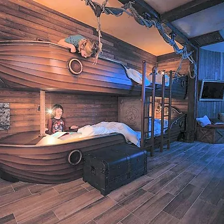 Plopsaland Theater Hotel 4*