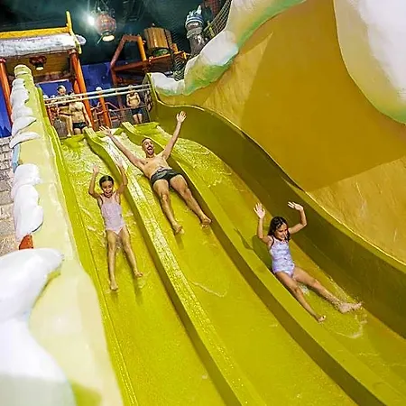 Hotell Plopsaland Theater