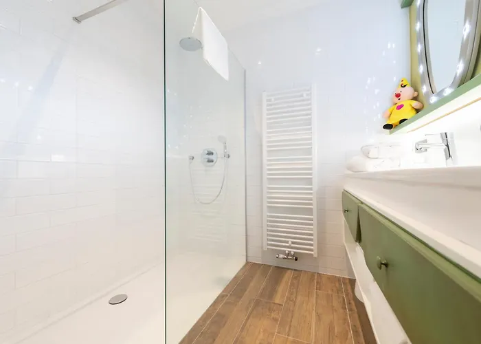 Plopsaland Theater Szálloda 4*