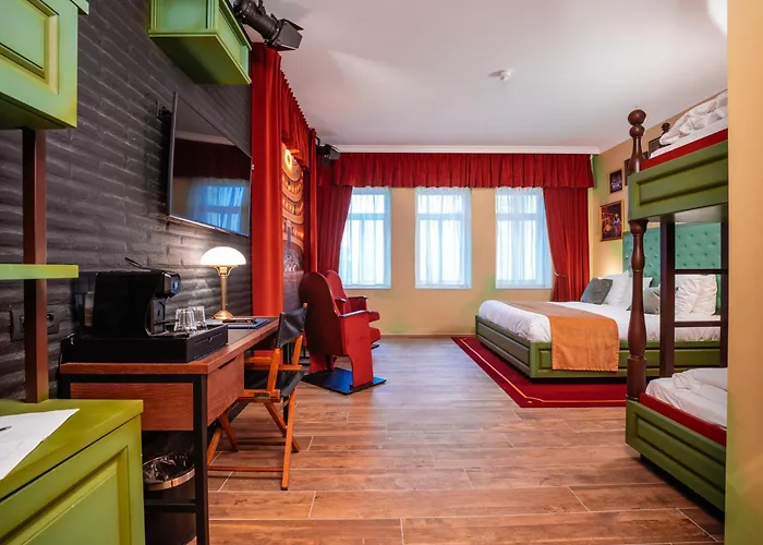 Plopsaland Theater 4*